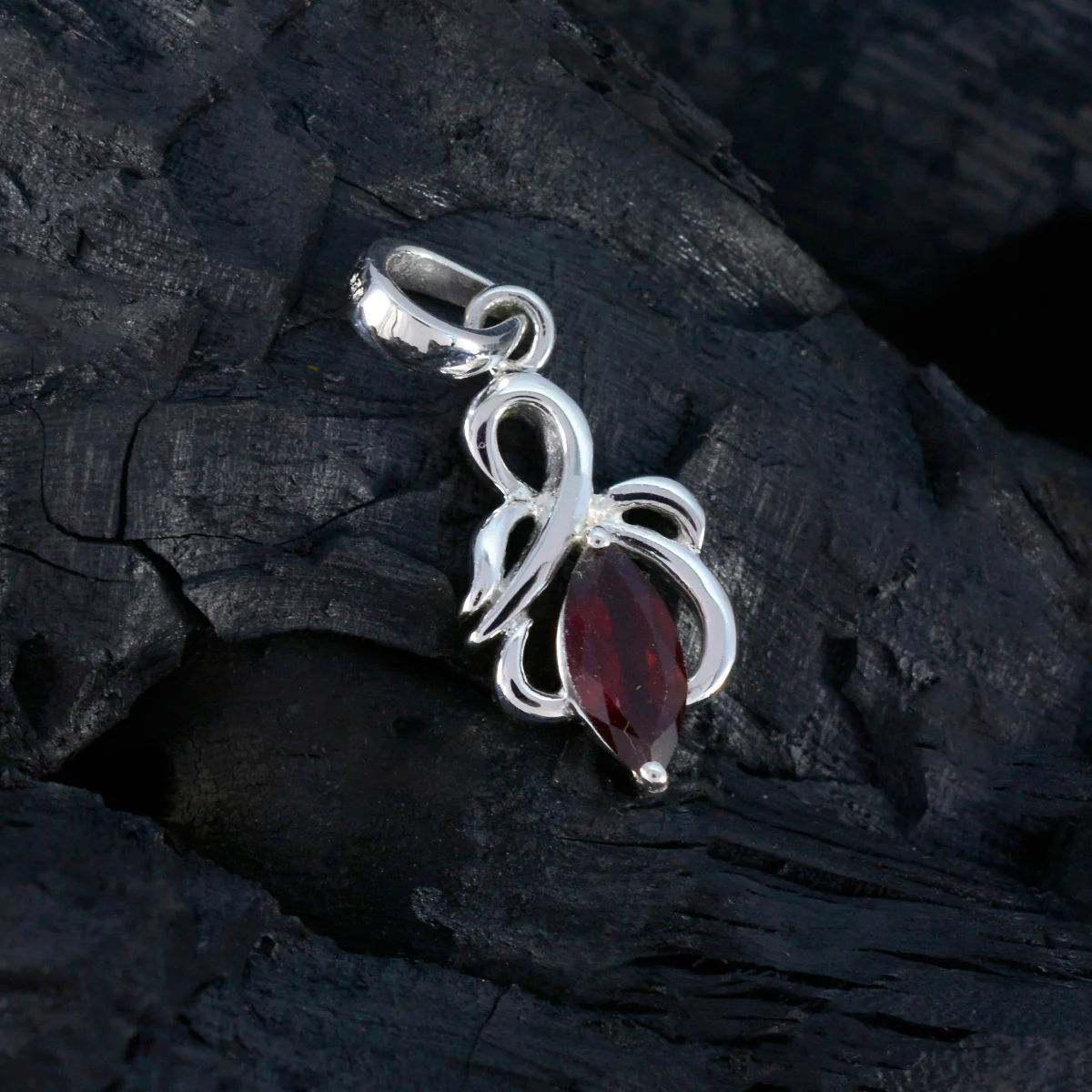 Garnet Whisper-thin German 925 Silver Solitaire Daniela propsel Red Pendant Jewelry - Image 3