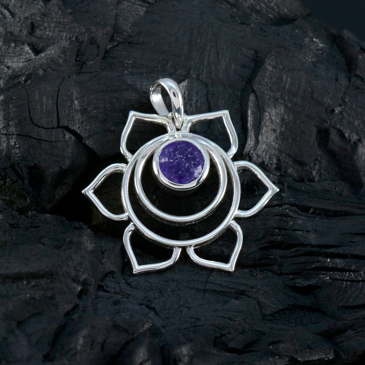 Indian Blue Sapphire Dainty Spanish 92.5 Silver Solitaire Ines Rope-Wire Blue Pendant Jewellery - Image 3