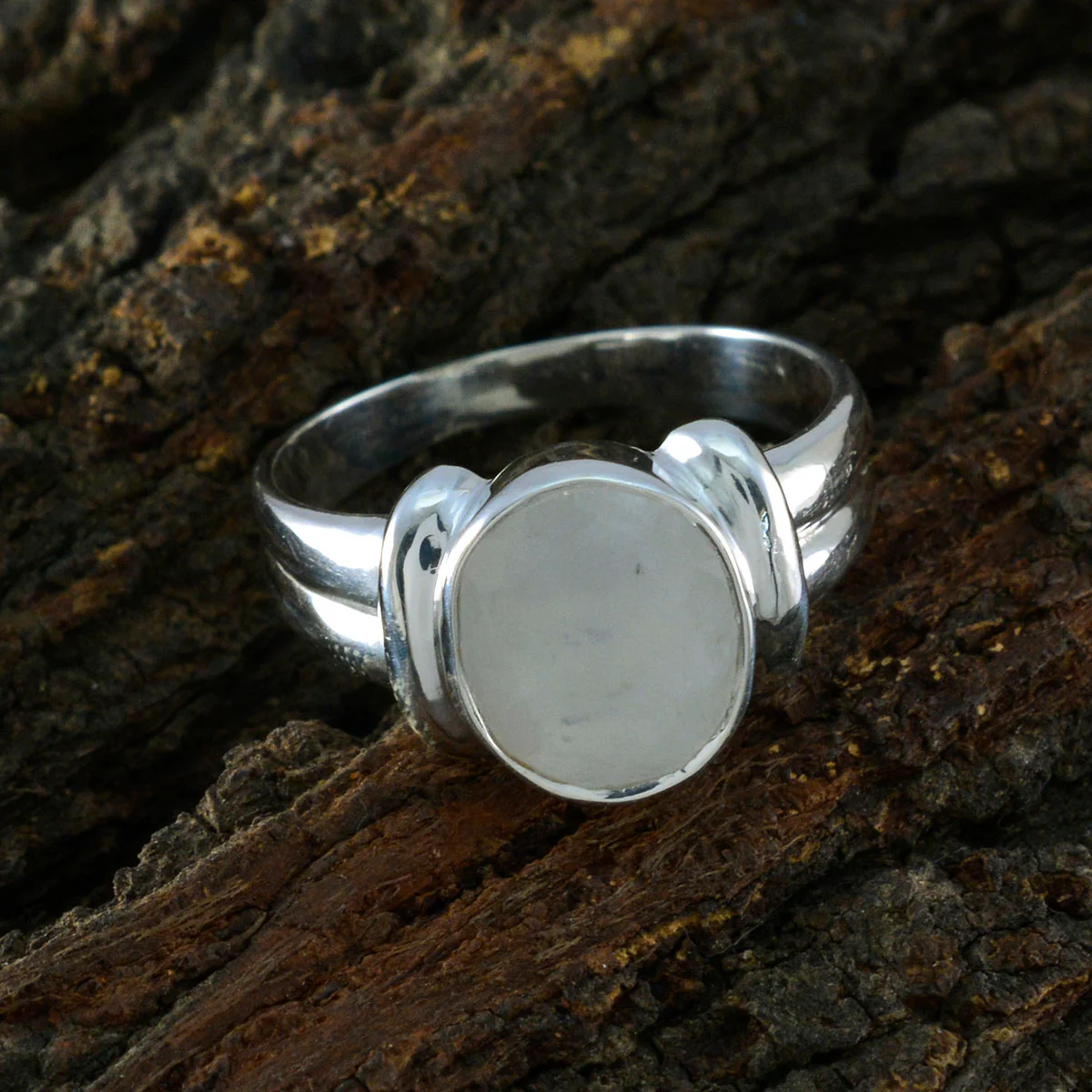 Rainbow Moonstone Solitaire French 925 Sterling Silver White Gemstones Tiny Artisan Ring Jewellery - Image 3